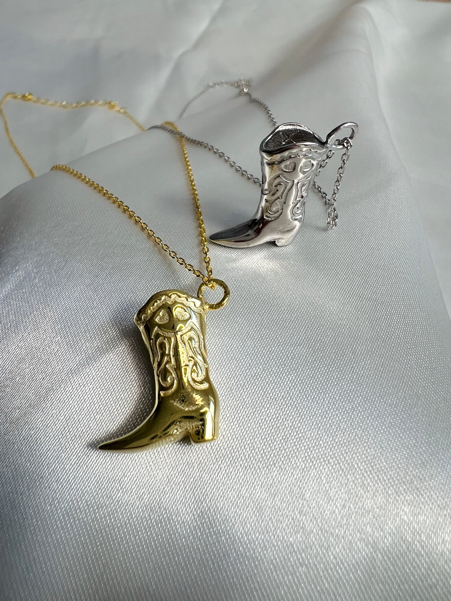 Cowboy Boot Necklace ,Western Boot Necklace in Sterling Silver, Cowgirl Boot Necklace, Texas Necklace , Boot Jewelry in Gold,Trendy Necklace