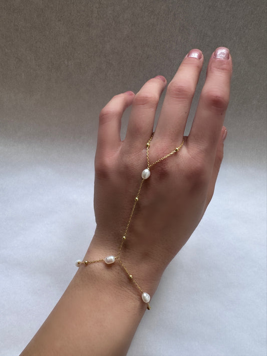 Real Pearl Hand Chain Bracelet, Gold Hand Chain with Beaded Chain, Silver Hand Chain, Beaded Hand Jewelry , Dainty Hand Chain in Gold