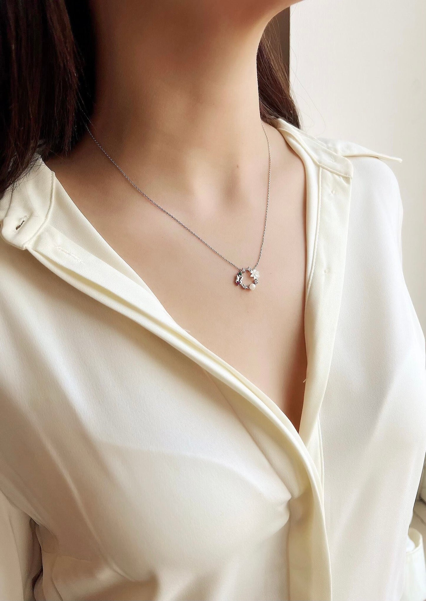 Dainty Flower Necklaces | Necklaces | Everyday&Co Jewellery Designs