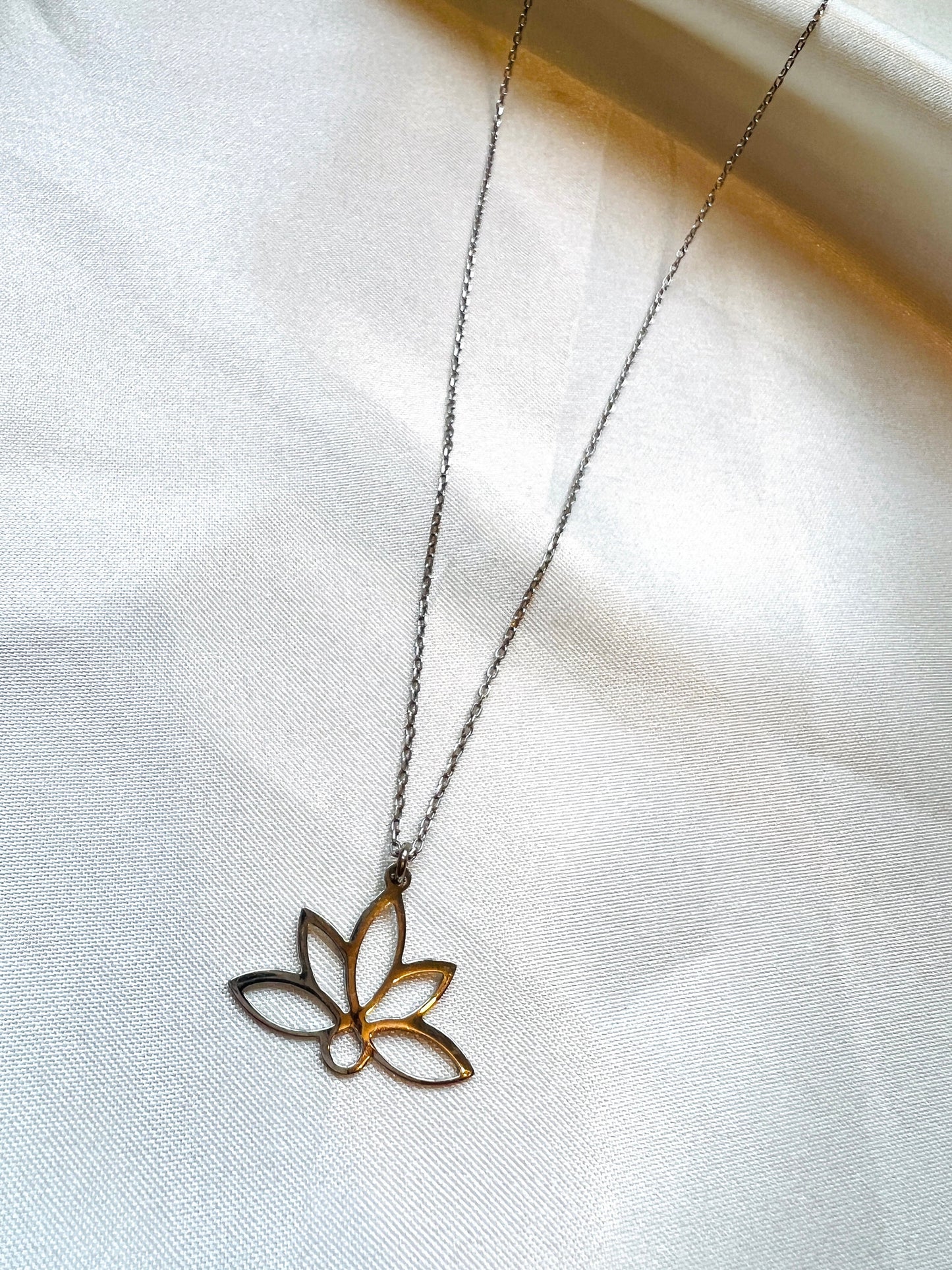 Lotus Necklace in Sterling Silver|Yoga Necklace|Minimalist Lotus Flower Necklace| Lotus Flower Dainty Necklace| Minimal Lotus Flower Pendant