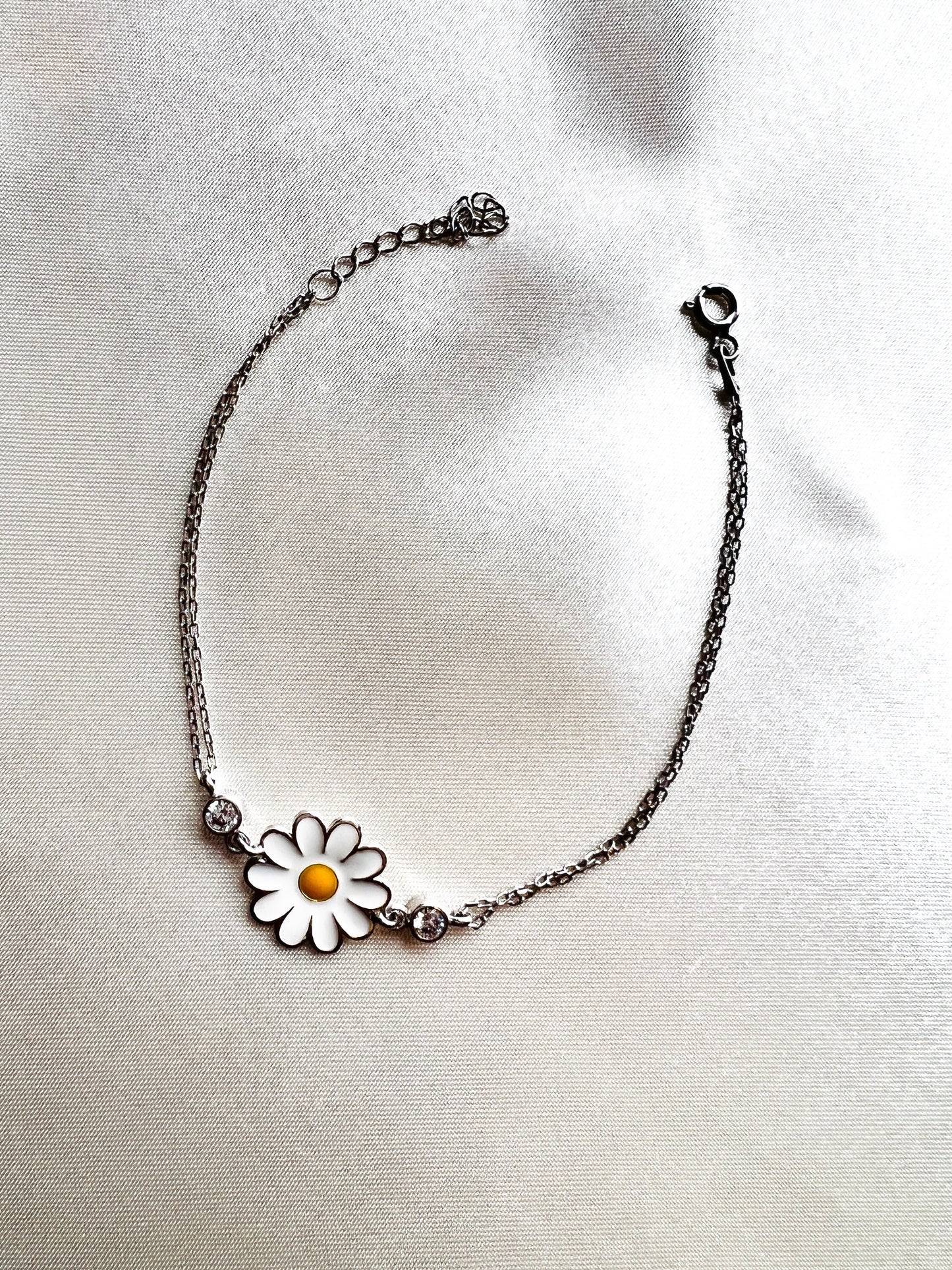 Daisy Bracelet in Sterling Silver| Enameled Floral Bracelet| Adjustable Daisy Bracelet|Cute Daisy Bracelet|Daily Wear Flower|Bridesmaid Gift