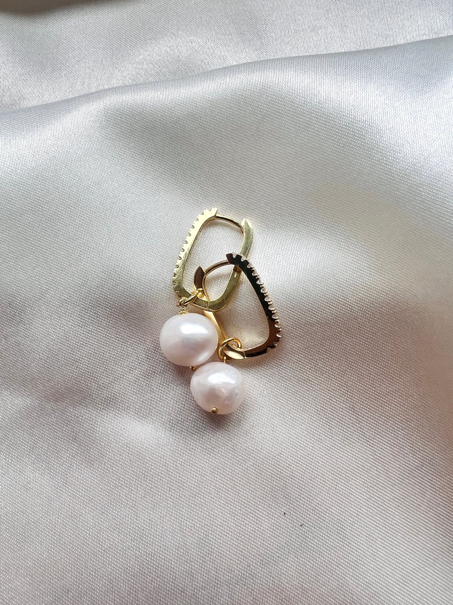 Pearl Huggie Hoops in Gold Dangling Pearl Hoops Pearl Hoop Earrings Cz Gold Pearl Hoop Earrings Simple Pearl Hoop Earring in Sterling Silver